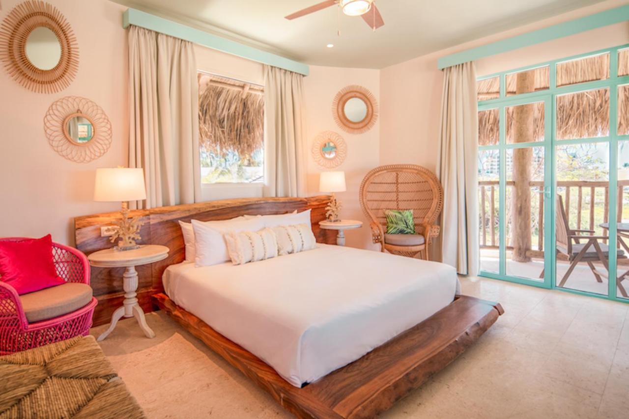 Boardwalk Boutique Hotel Aruba - Adults Only شاطئ بالم المظهر الخارجي الصورة