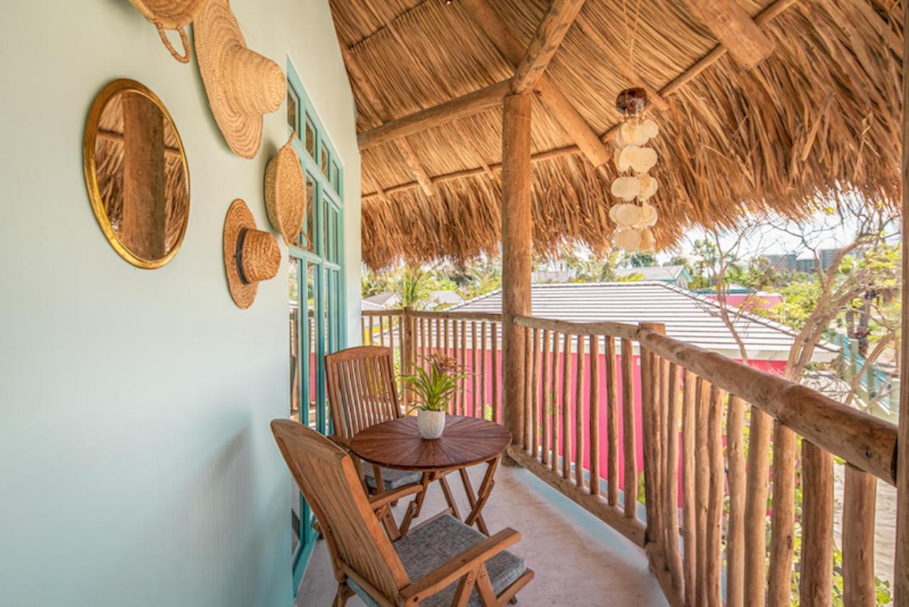 Boardwalk Boutique Hotel Aruba - Adults Only شاطئ بالم المظهر الخارجي الصورة