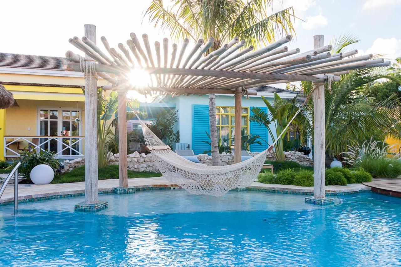 Boardwalk Boutique Hotel Aruba - Adults Only شاطئ بالم المظهر الخارجي الصورة